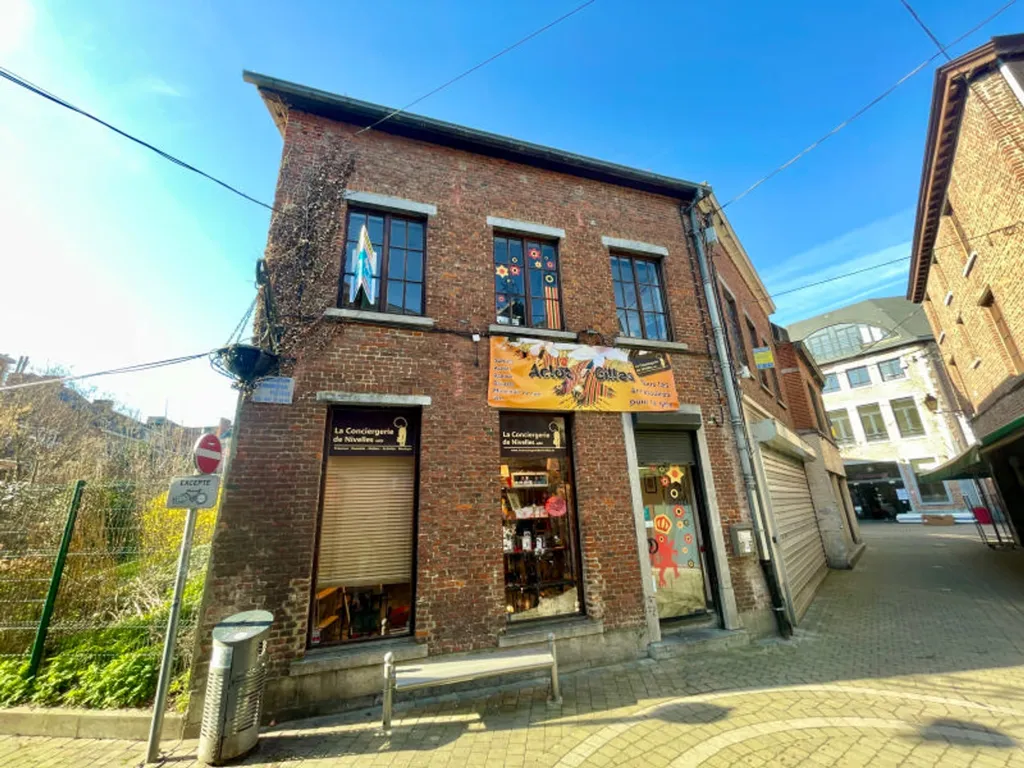 Extérieur - Maison de Commerce Charmante au Centre de Nivelles