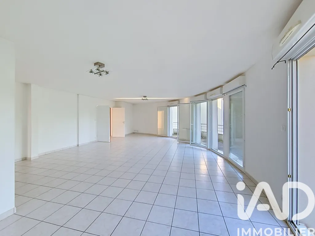 Pièces - Appartement T6/T7 avec Balcon Panoramique à Vertou