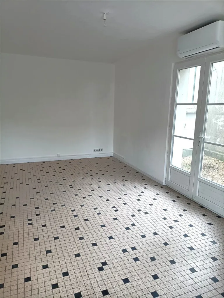 Maison 3 pièces à Brezolles
