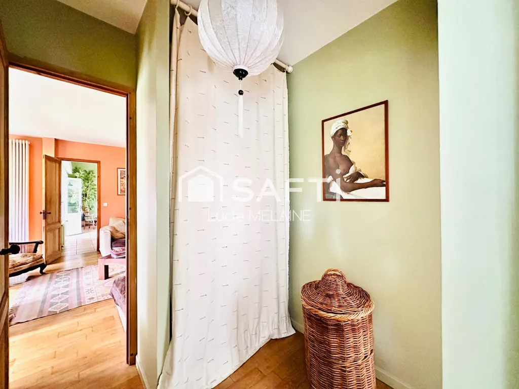 Hallway - Single-Storey House with Large Garden in Merignac