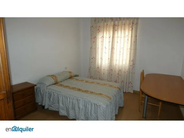 Camere da letto - Furnished Flat with Balcony in Toledo's Historic Centre