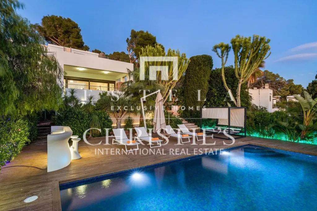 Piscine - Modern Villa with Sea View in Santa Eulalia