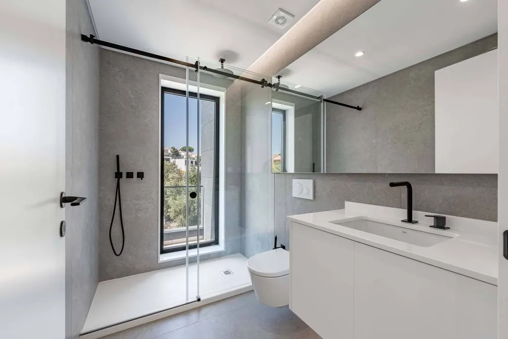 Bagni - Luxury Villa with Pool in Estoril