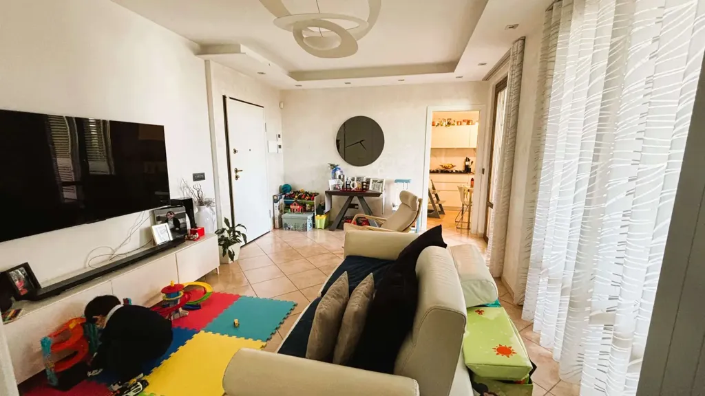 Appartement 4 pièces à IT