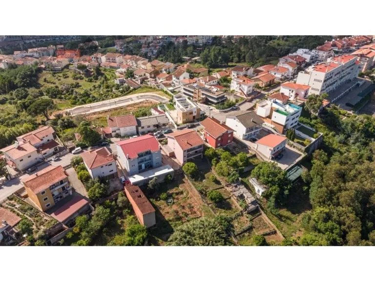 Apartment Building with Panoramic Views in Coimbra