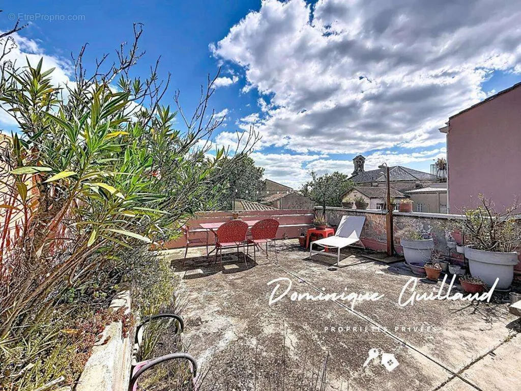 Terrazza - Duplex with Terrace near Nîmes Arènes