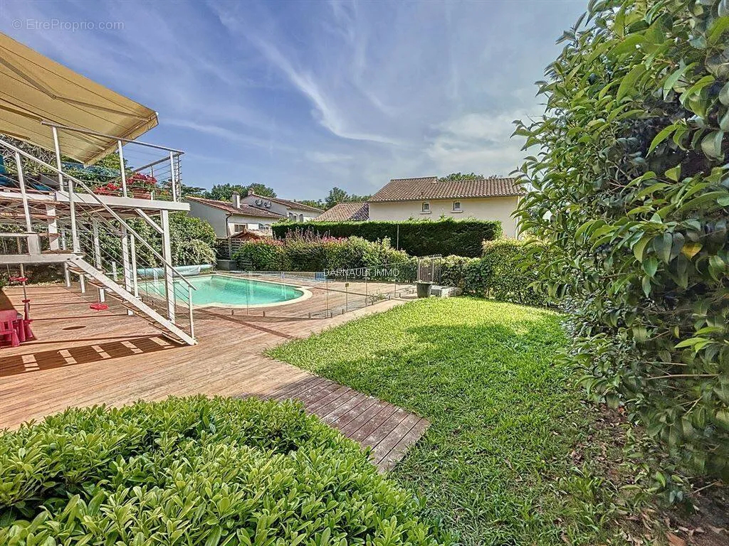 Bassein - Quiet House with Pool near Balma Centre