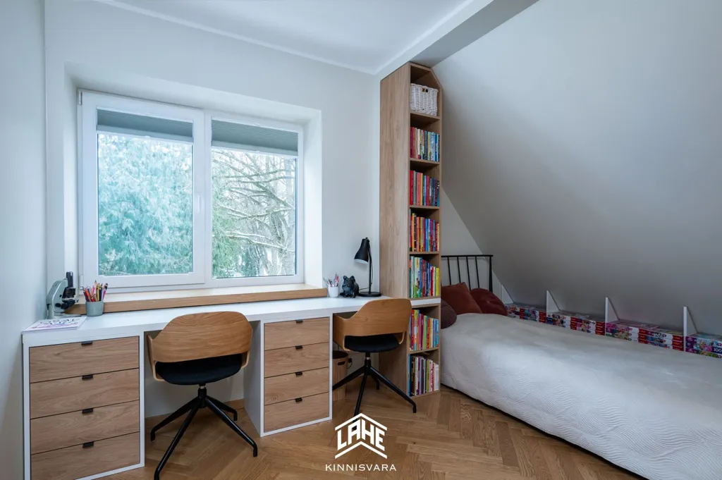 Magamistoad - 5-Bedroom Apartment with Balcony in Tartu