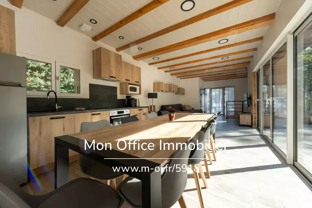 Cucina - Luxury House with Water Access in Embrun