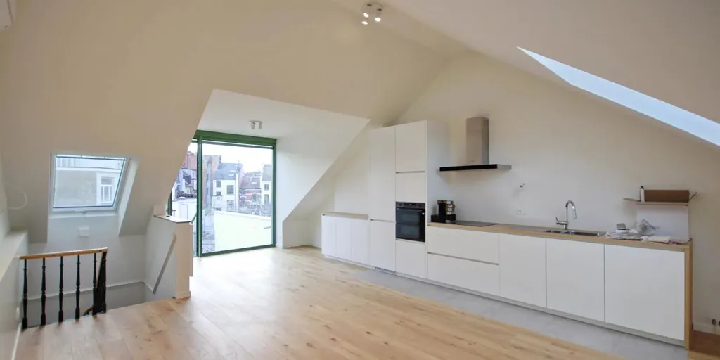 Cuisine - Duplex Penthhouse Rénové à Sint-Gillis