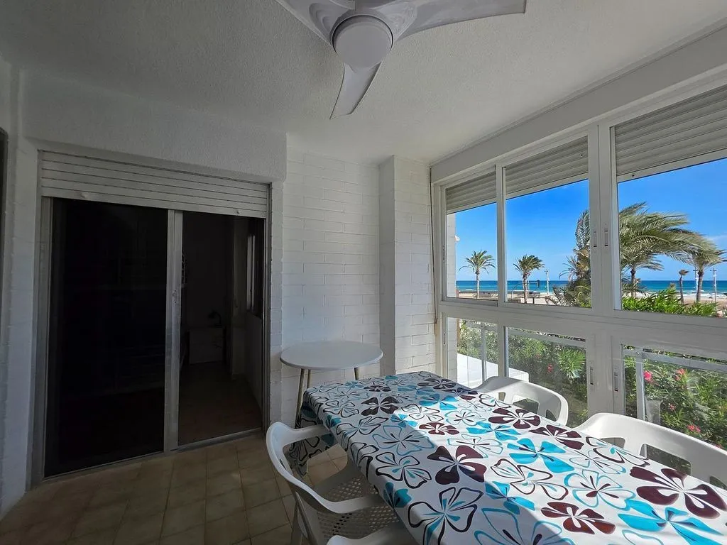 Terrace - Luxury Seafront Apartment in Alicante