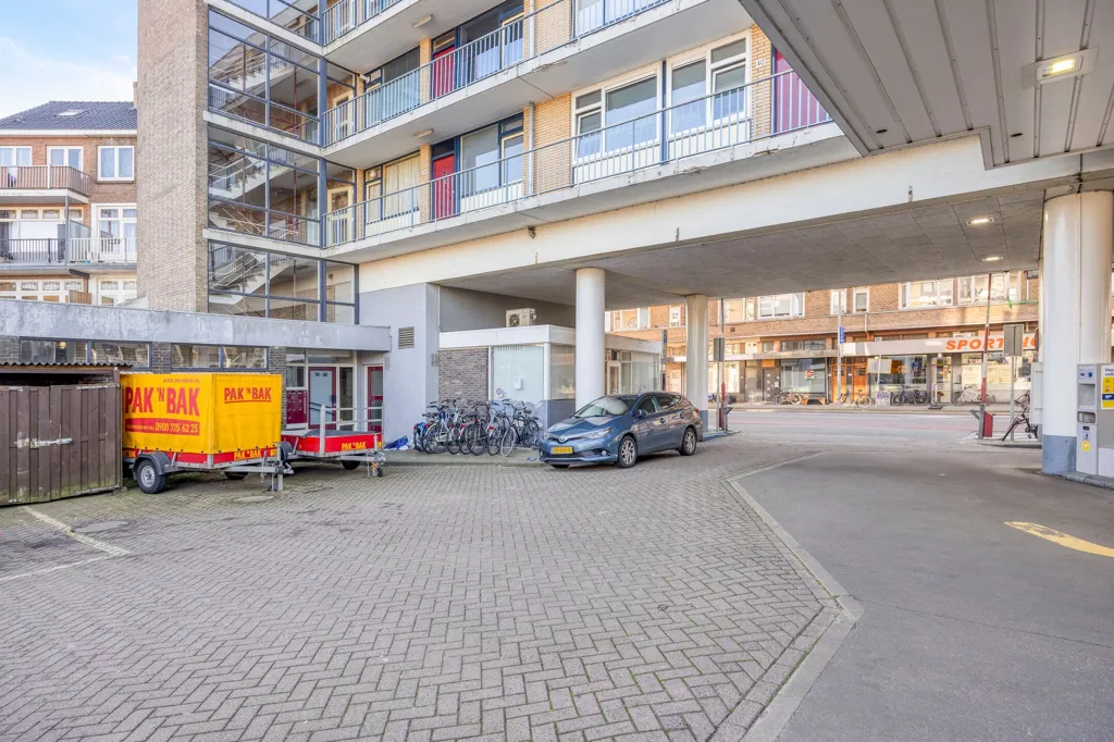 Välivaade - Galerij Flat with Lift in Rotterdam Centre