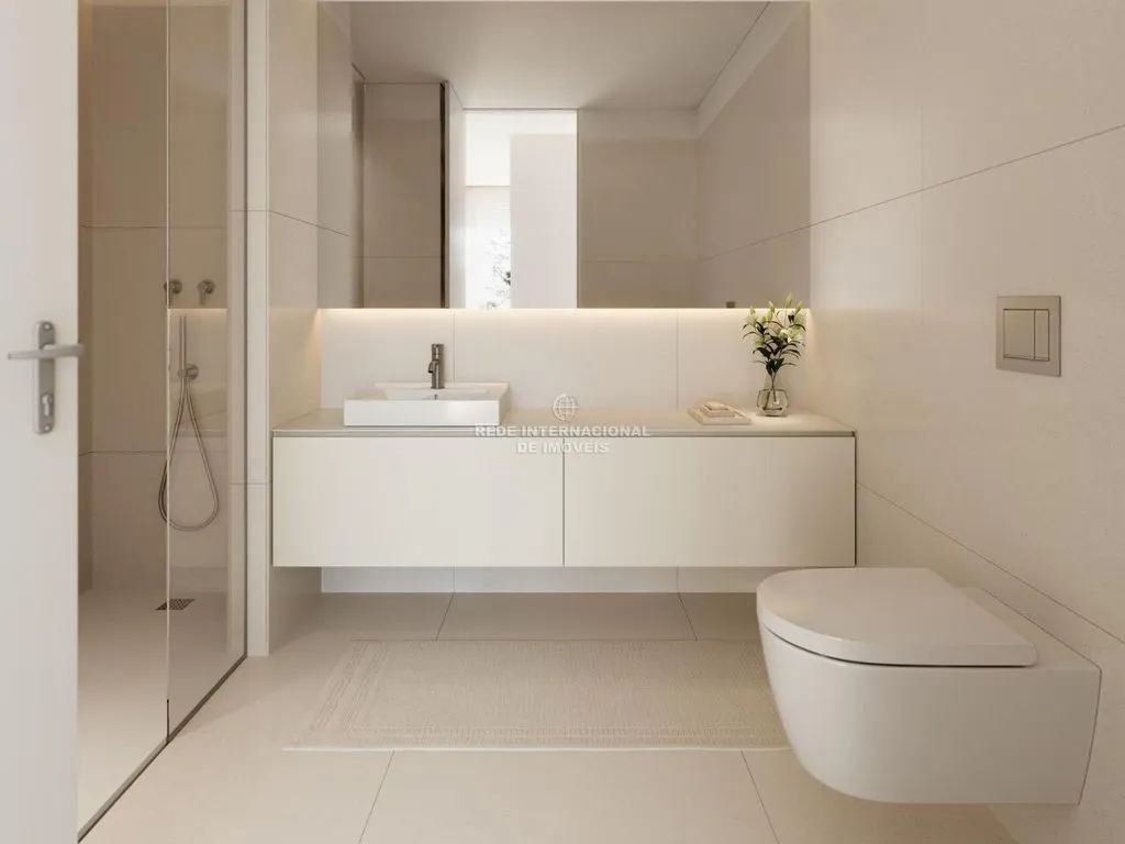 Vannitoad - Luxury Flat with Green Spaces in Requesende, Porto