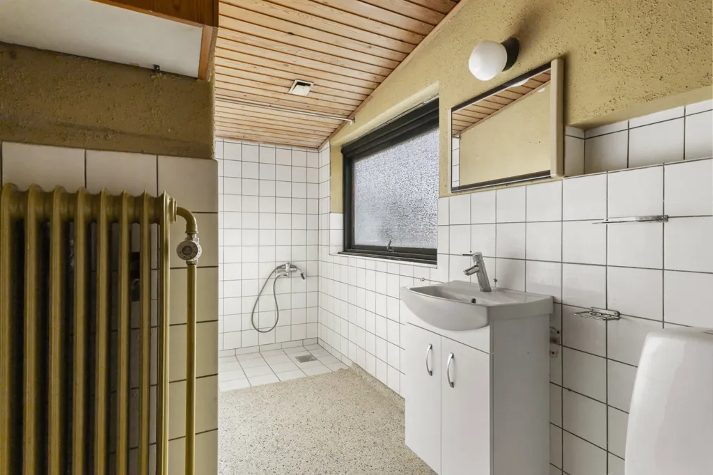 Salles de bain - 1956 Villa with Garden in Fredericia