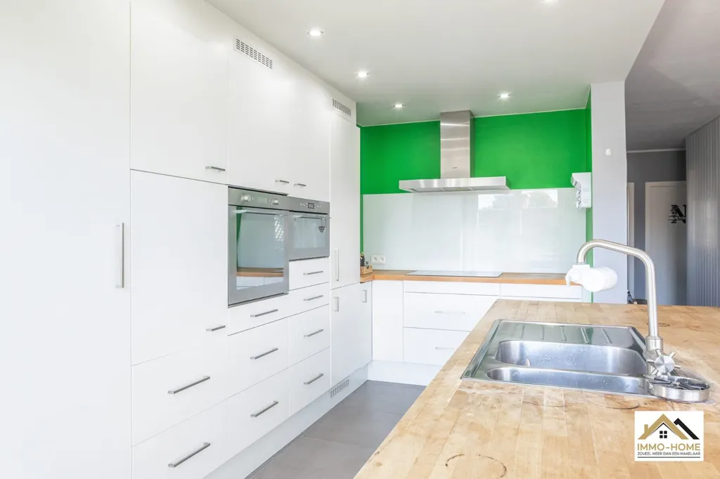 Cucina - Bright Apartment with 3 Bedrooms in Sint-Amandsberg