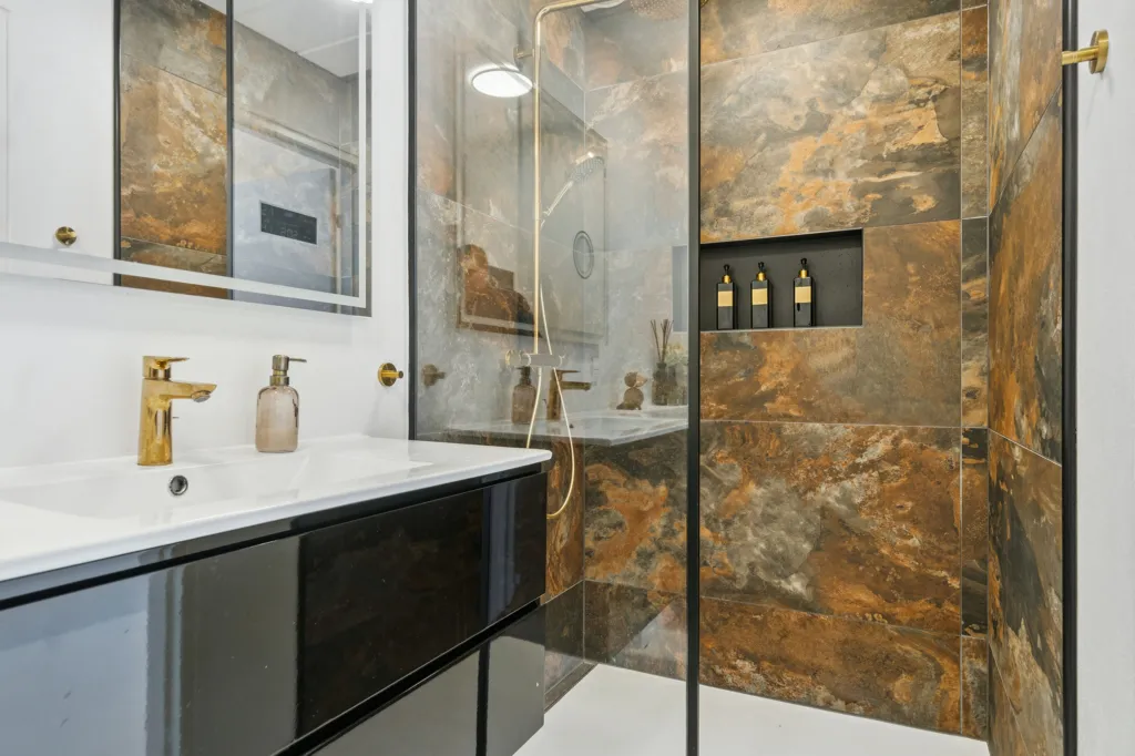 Salles de bain - Modernised Villa with Terraces in Central Odder