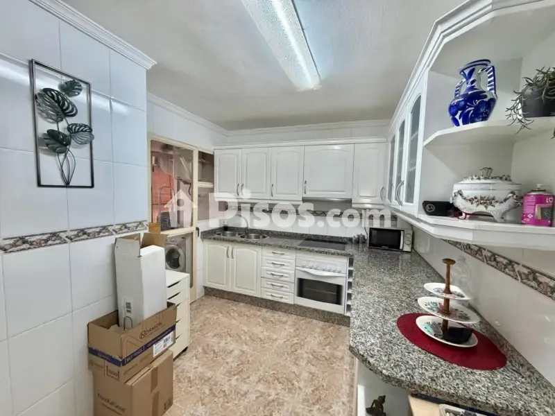 Köök - Reformed Apartment with Balcony in Héroe de Sostoa