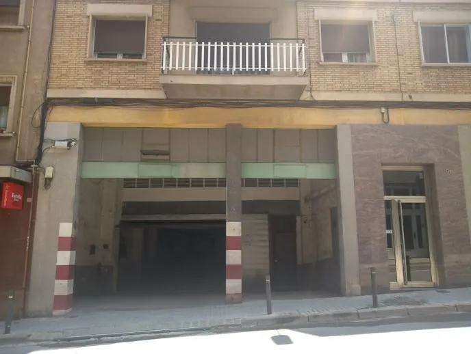Välivaade - Garage Lot with 44 Spaces in Manresa