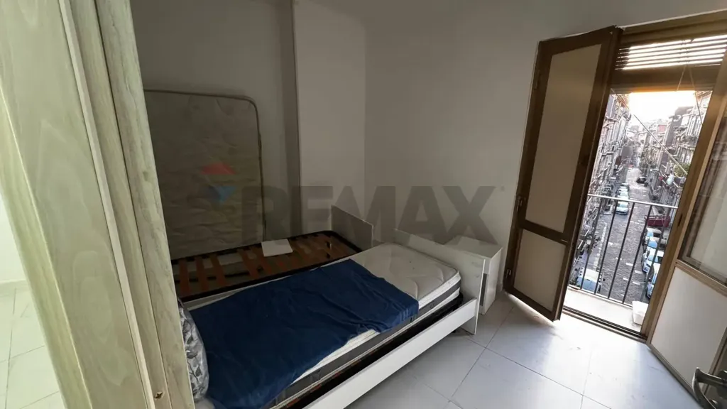 Magamistoad - 8 Mini Apartments with Terrace in Catania