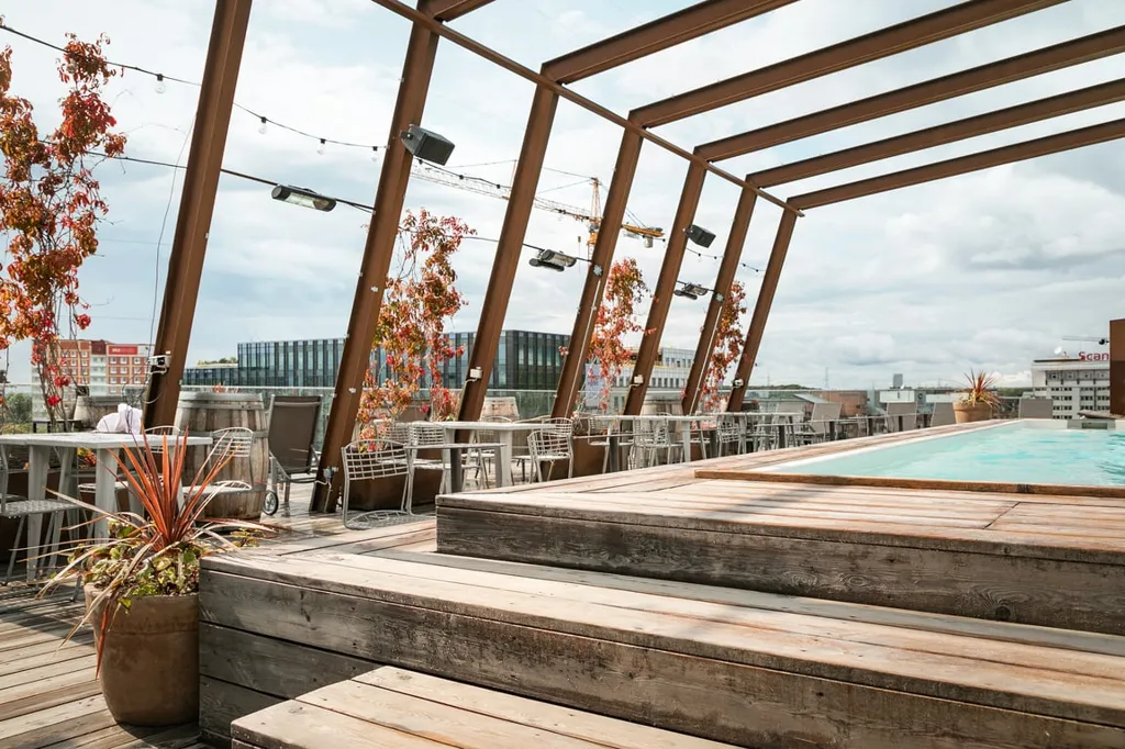 Piscine - Apartment with Balcony and Garden View in Malmö