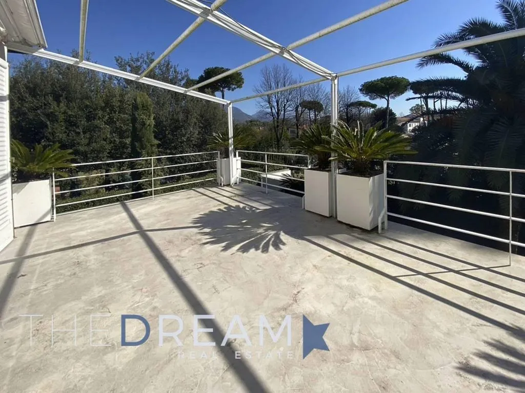 Terrasse - Luxury Villa with Pool in Forte dei Marmi
