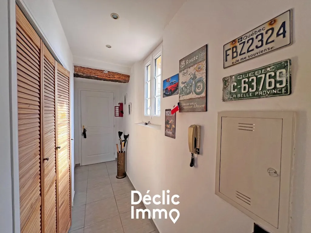 Hallway - Two-Unit Apartment Complex near Historic Centre