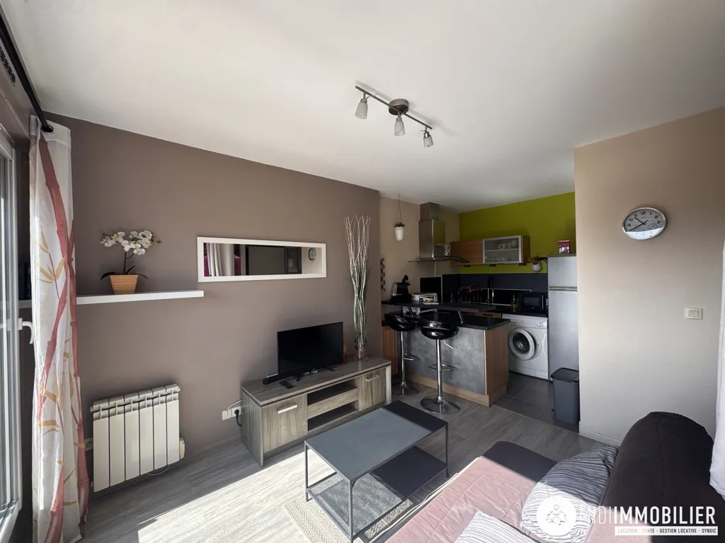 Séjour - Studio Meublé avec Balcon à Albi