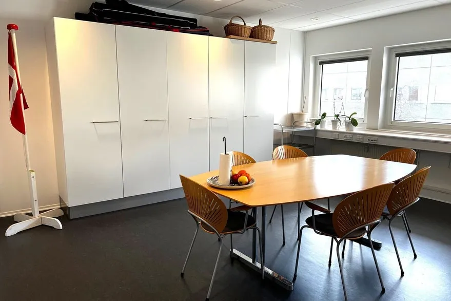 Salle à manger - Office Space with Foldable Wall in Copenhagen