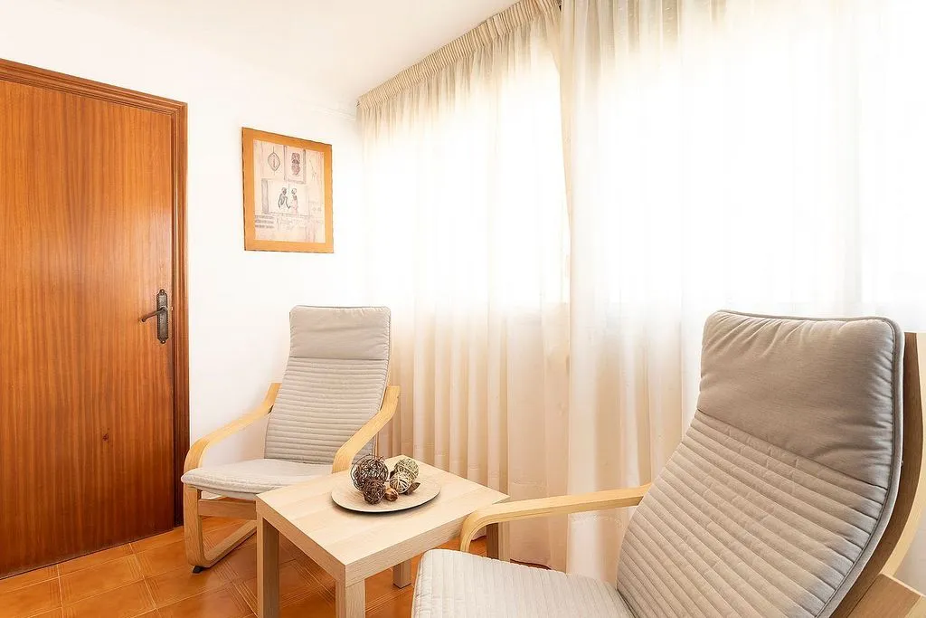 Chambres - 3-Bedroom Apartment with Views in Barcelona