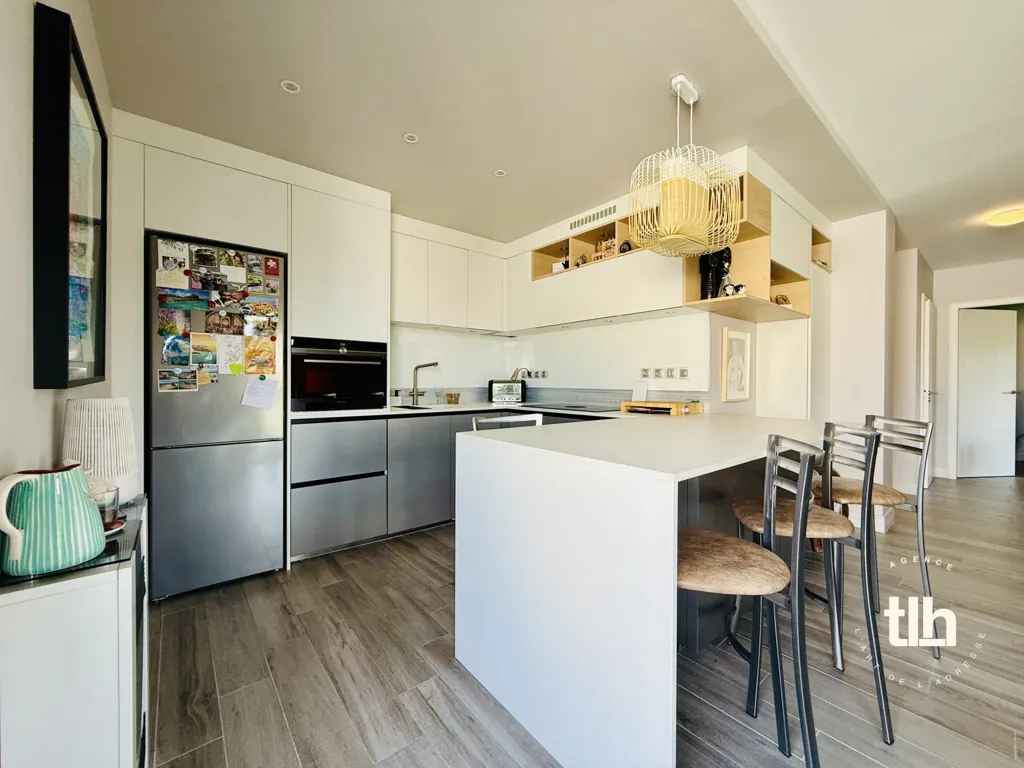Köök - Bright Apartment with Terrace in Lattes