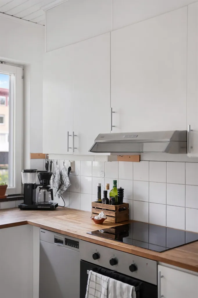 Köök - Apartment with Balcony near Bromma Station