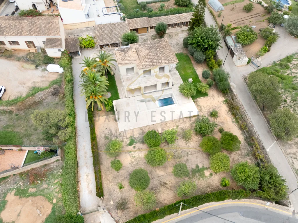Õhuvaade - Refurbished Finca with Extra Plot in Andratx