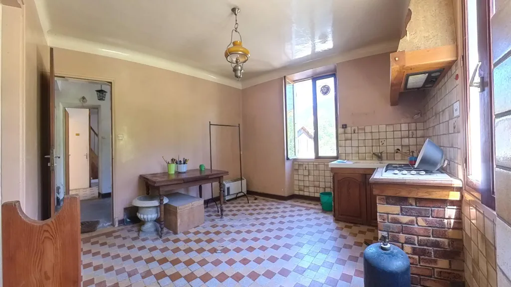 Köök - Characterful Maison with Potential in Saint-Barthélemy-de-Séchilienne