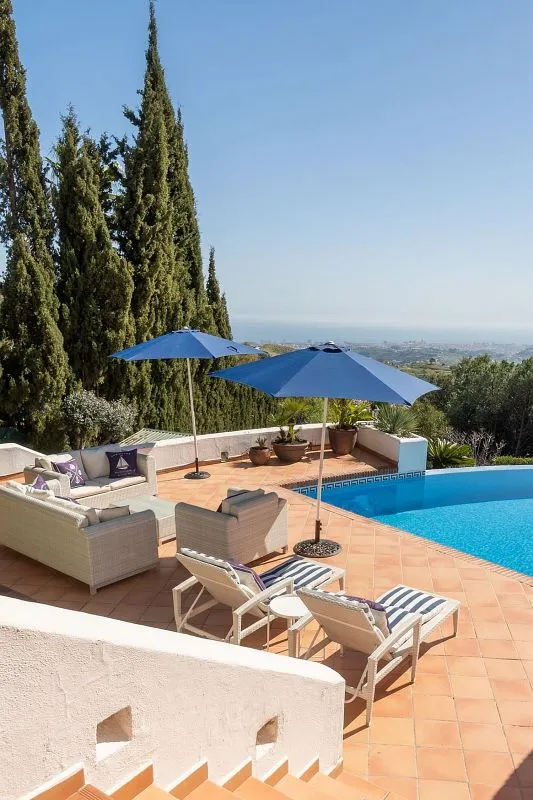pool_area