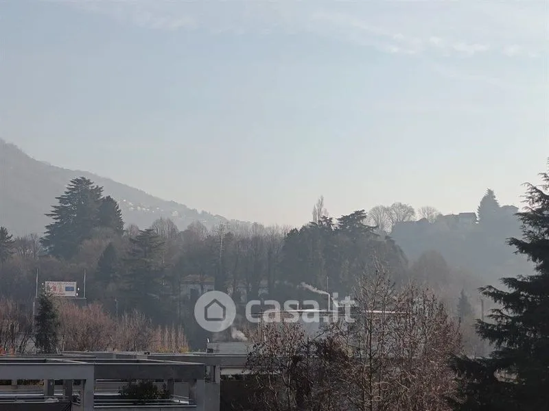 Restored Apartment with Balconies in Como Borghi