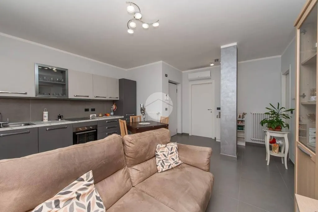 Soggiorno - Fully Rented Apartment with Balcony in Giaveno