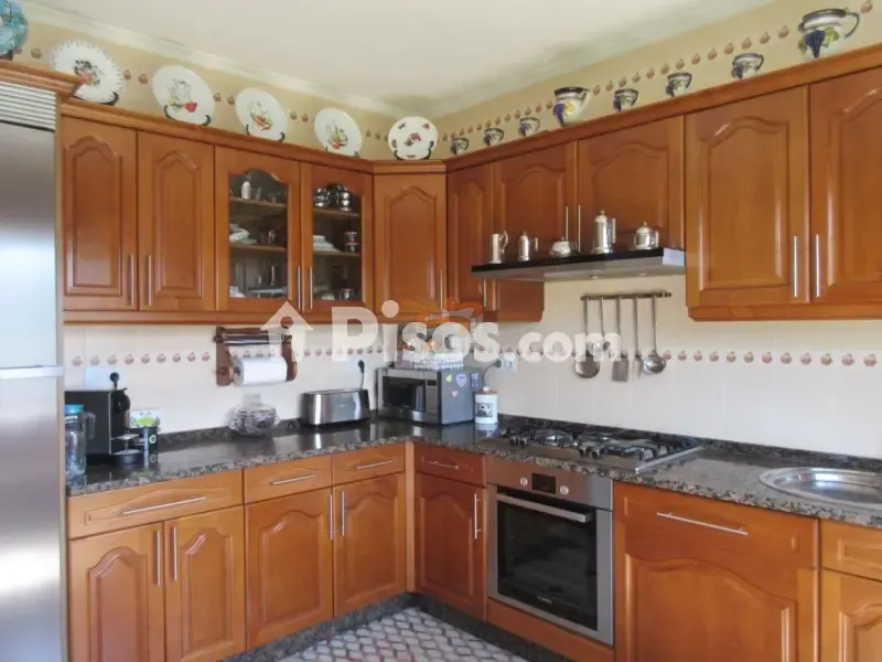Cuisine - Three-Storey Chalet with Valley Views in Cabanas