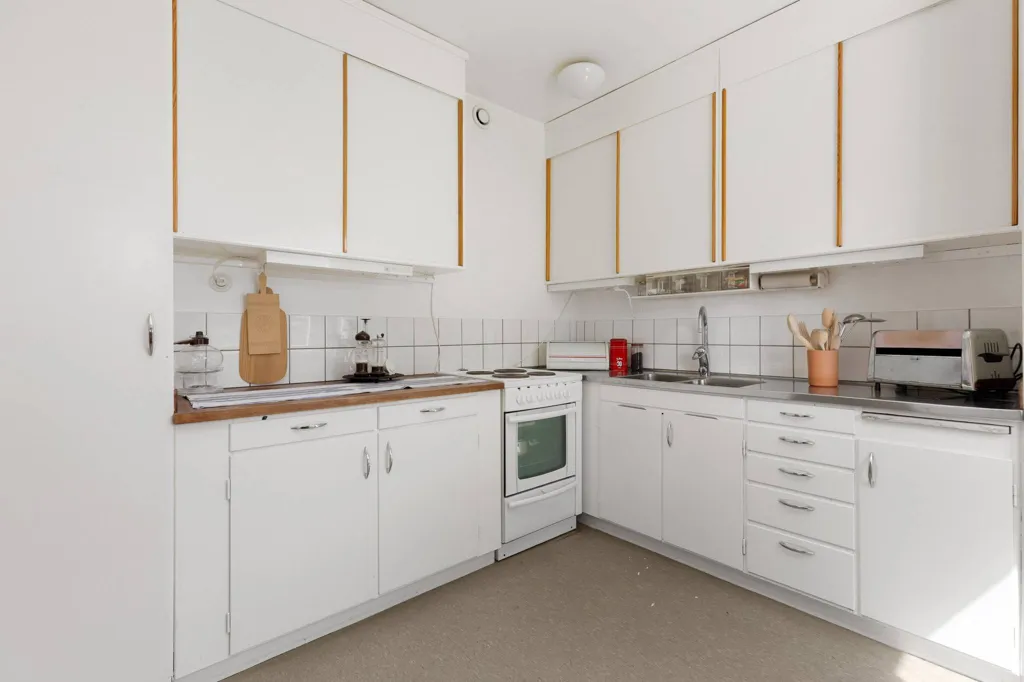 Köök - Charming 1-Bedroom Flat with Garden View in Södermalm