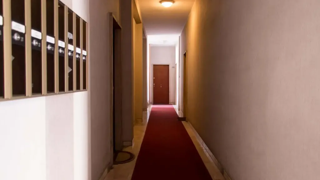 Entrée - Modern Studio with Balcony in Milan