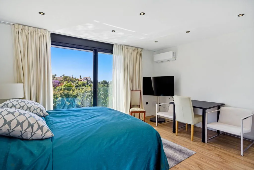 Magamistoad - Luxury Villa with Pool in East Marbella