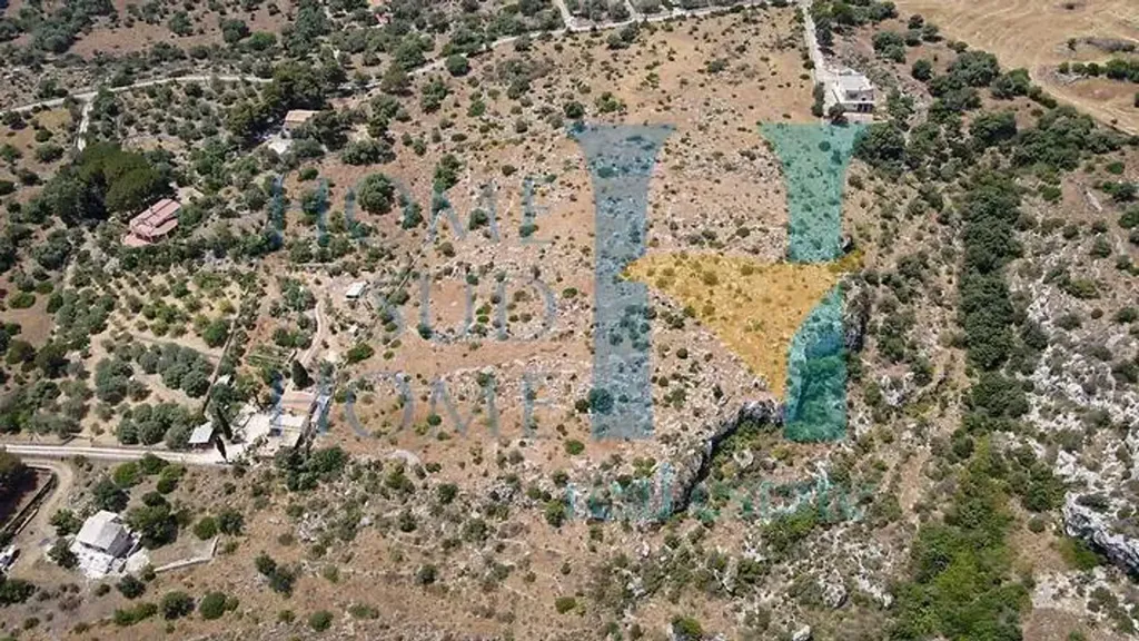 Õhuvaade - Buildable Land with Panoramic Potential in Noto