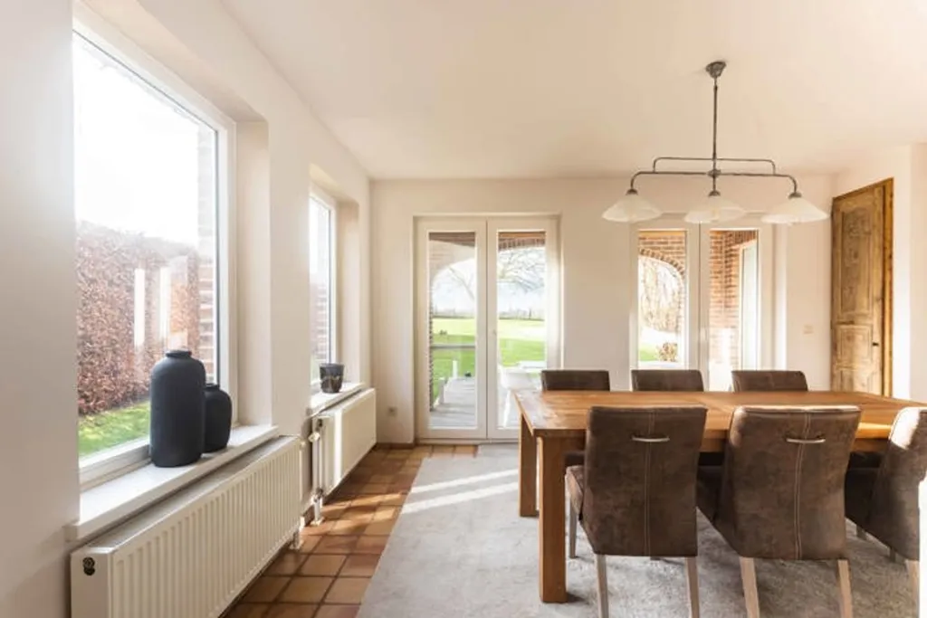 Söögituba - 6-Bedroom Villa with Terraces in EPC B