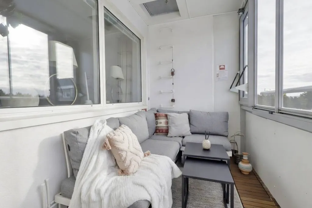 Balcony - Apartment with Balcony in Kortedala, Göteborg