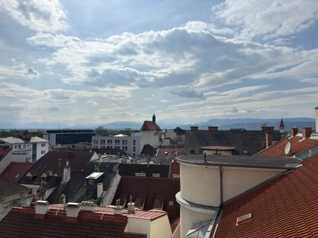 Maisonette with Dachterrasse in Wiener Neustadt