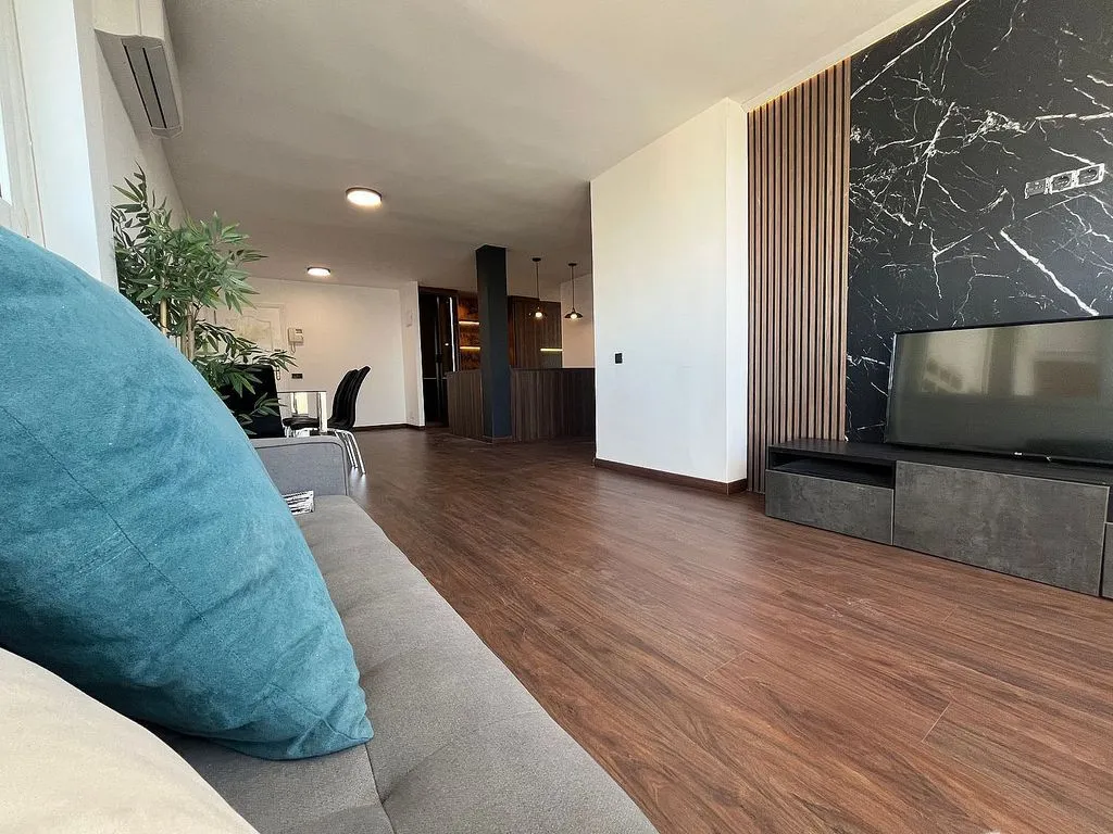 Living Room - Apartment with Terrace in Canillas, Madrid
