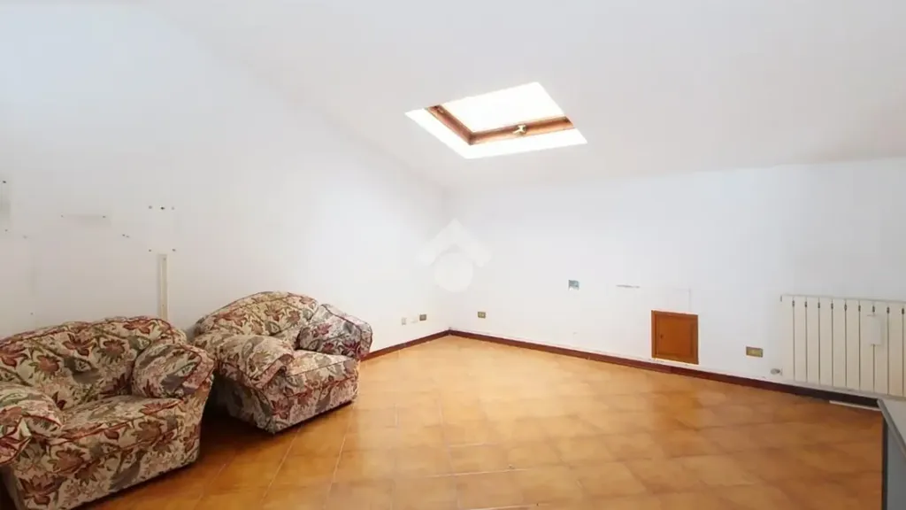 Stanze - Quadrilocale with Private Balcony in Pisa