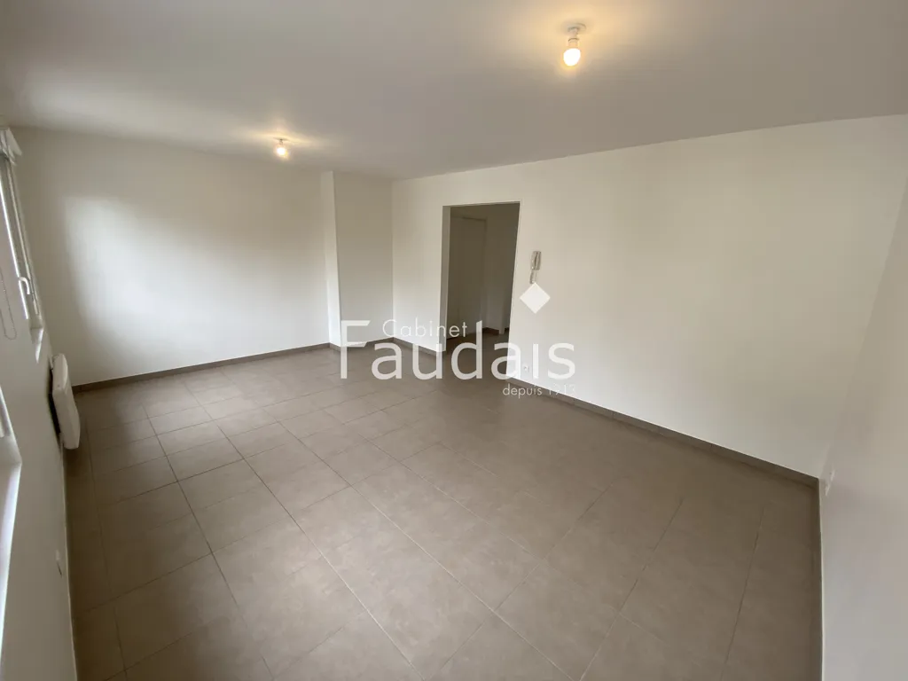 Stanze - Duplex Apartment near Schools in Saint-Lô