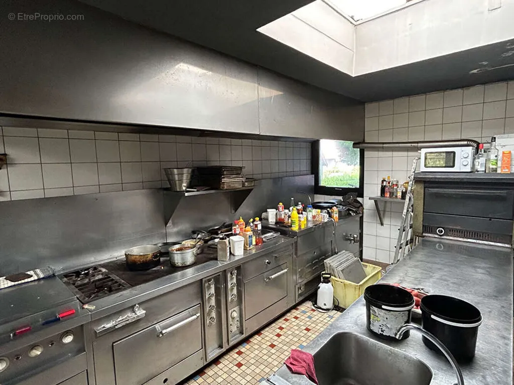 Kitchen - Commercial Property with Restaurant in Leuhan