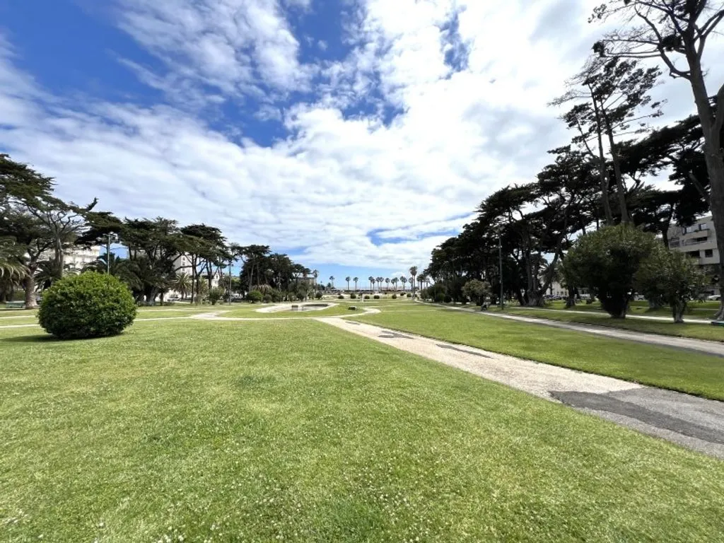 Luxury Flat with Pool in Estoril, Cascais
