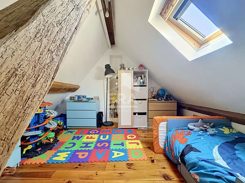 Magamistoad - Loft with Character in Dourdan Centre